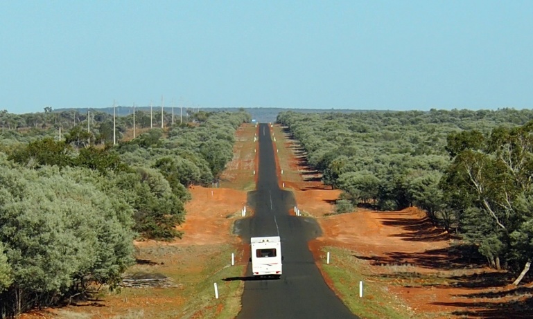 Discover...<br/>Alice Springs