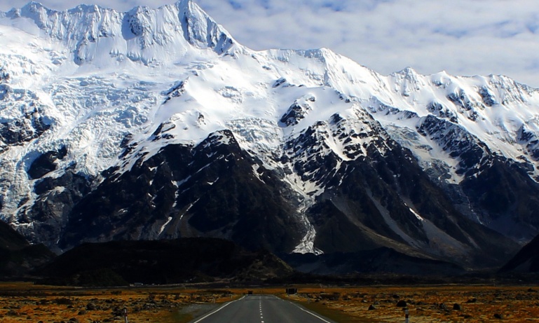 Discover...<br/>Fox Glacier