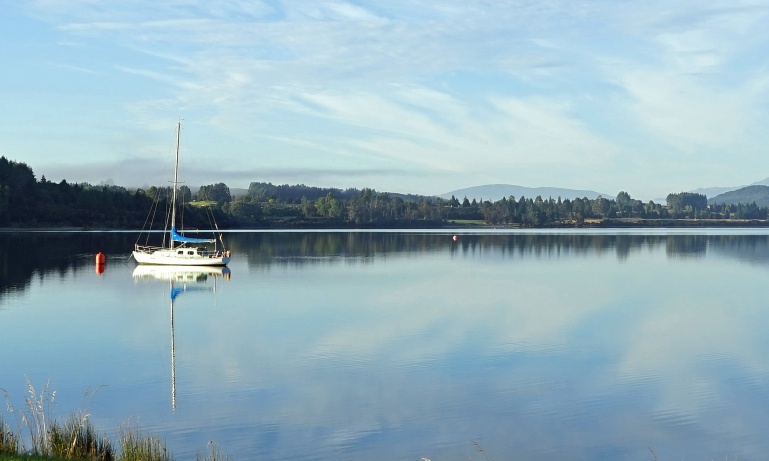 Discover...<br/>Te Anau