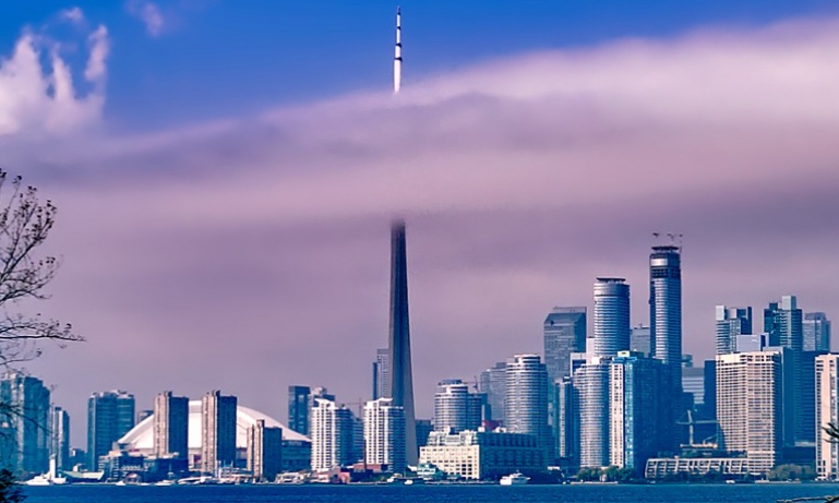 Discover...<br/>Toronto