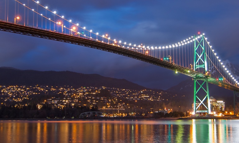 Discover...<br/>Vancouver