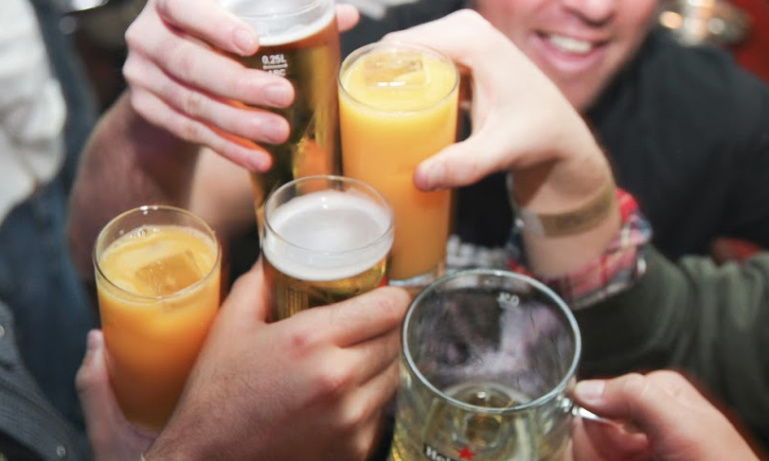 Amsterdam Pub Crawl | Do Something Different