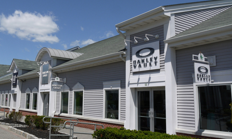 Information & Events - Woodbury Common Premium Outlets Store directory